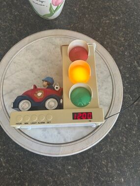 Vintage Traffic Light Alarm Clock